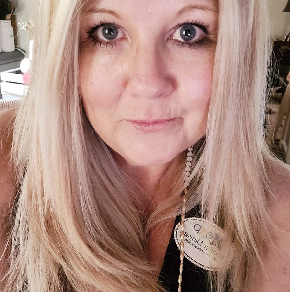 Meet your Posher, Jennifer